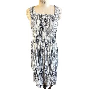 NWOT Alquema Micro Pleat Black & White Print Apron Dress Size Large